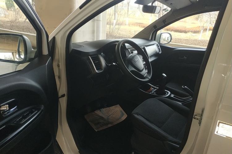 Used Jinbei Gold Hiace M Classic 2022 1.6L Engineering Lion Van 2 Seats Driver Seat