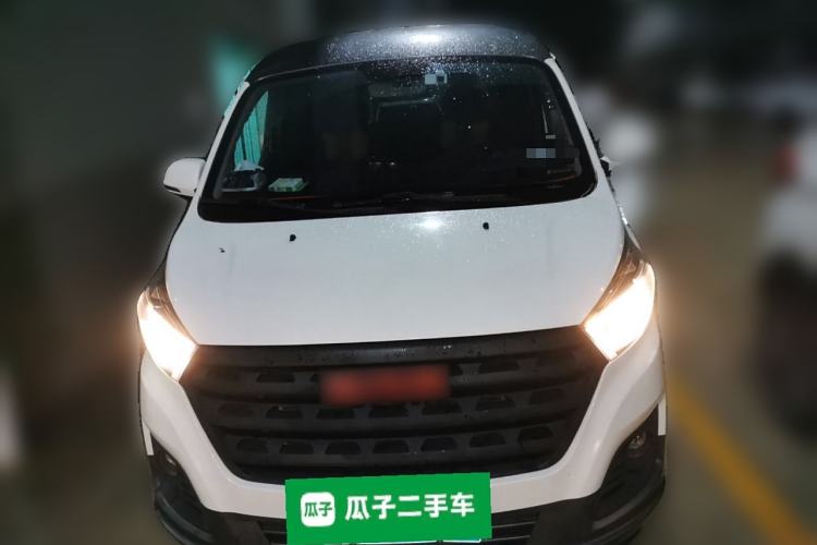 Used Jinbei Gold Hiace M Classic 2022 Panda Edition 1.5L Travel Lion Passenger Van 6 Seats Exterior 1