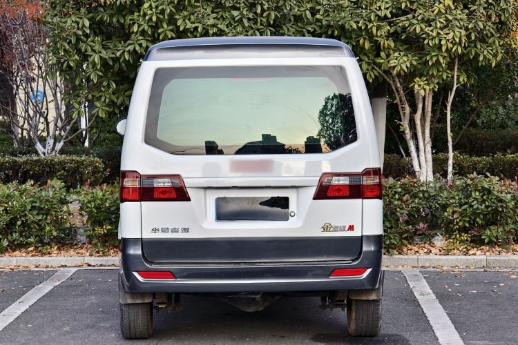 Used Jinbei Gold Hiace M Classic 2022 Panda Edition 1.5L Engineering Lion Passenger Van 6 Seats Exterior 5