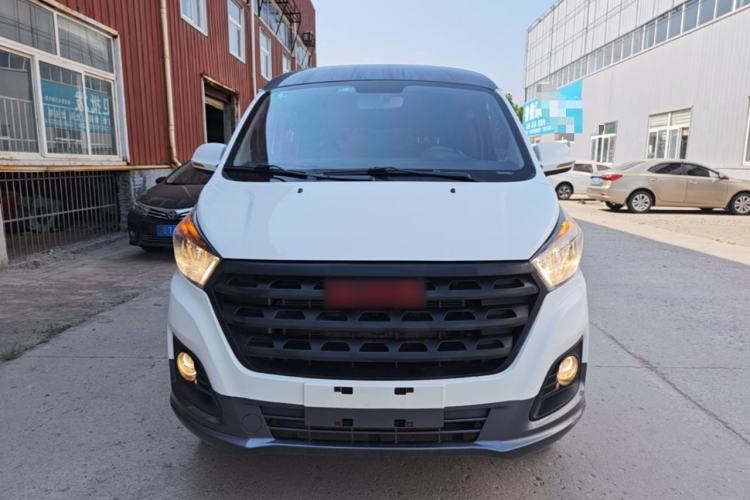 Used Jinbei Gold Hiace M Classic 2022 Panda Edition 1.5L Travel Lion Passenger Van 5 Seats Front