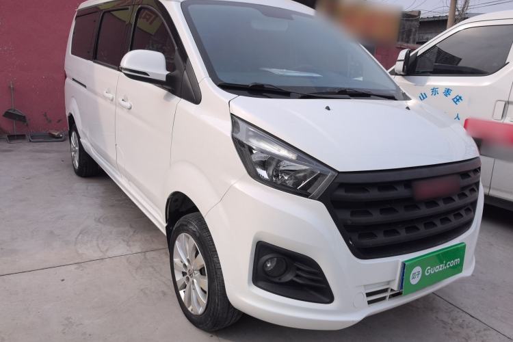 Used Jinbei Gold Hiace M Classic 2022 1.5L Travel Lion Passenger Van 7 Seats Front Right 45 Deg