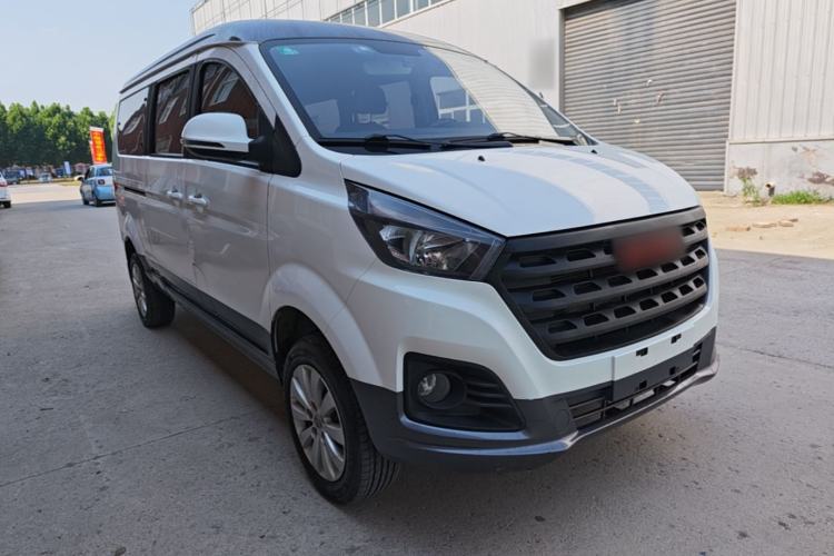 Used Jinbei Gold Hiace M Classic 2022 Panda Edition 1.5L Travel Lion Passenger Van 5 Seats Front Right 45 Deg