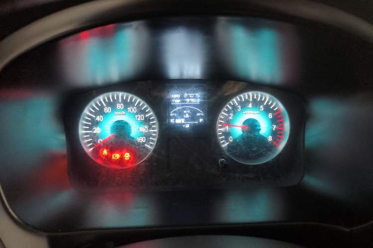Used Jinbei Gold Hiace M Classic 2022 1.5L Engineering Lion Passenger Vehicle 6 Seats Instrument Cluster