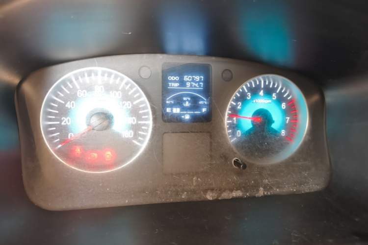 Used Jinbei Gold Hiace M Classic 2022 Panda Edition 1.5L Travel Lion Passenger Van 6 Seats Instrument Cluster