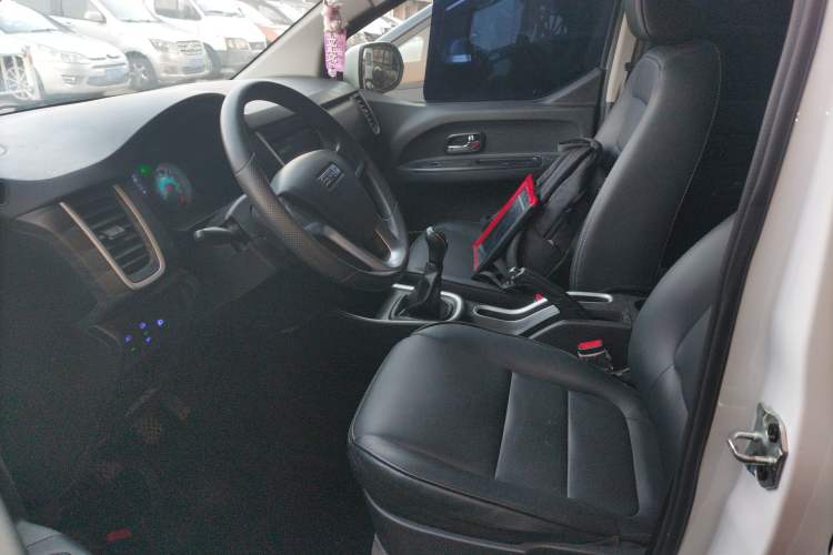 Used Jinbei Gold Hiace M Classic 2022 1.5L Engineering Lion Passenger Van 7 Seats Left Front Seat