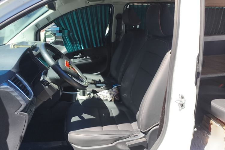 Used Jinbei Gold Hiace M Classic 2022 1.5L Travel Lion Passenger Van 7 Seats Left Front Seat