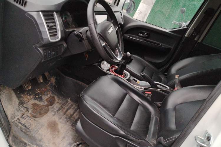 Used Jinbei Gold Hiace M Classic 2022 Panda Edition 1.5L Engineering Lion Passenger Van 6 Seats Left Front Seat