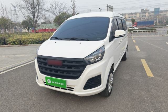 Used Jinbei Gold Hiace M Classic 2022 1.5L Engineering Lion Passenger Van 7 Seats
