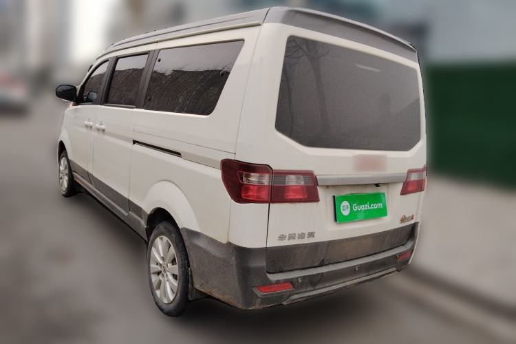 Used Jinbei Gold Hiace M Classic 2022 Panda Edition 1.5L Engineering Lion Passenger Van 6 Seats Rear Left 45 Deg