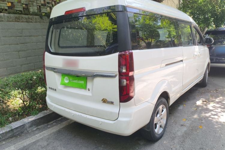 Used Jinbei Gold Hiace M Classic 2022 1.5L Engineering Lion Passenger Vehicle 5 Seats Rear Right 45 Deg