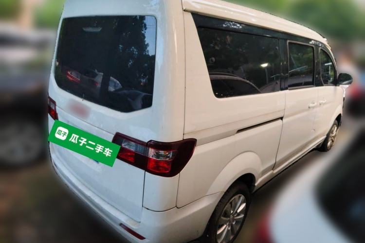 Used Jinbei Gold Hiace M Classic 2022 1.5L Engineering Lion Passenger Vehicle 6 Seats Rear Right 45 Deg