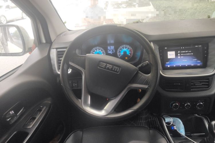 Used Jinbei Gold Hiace M Classic 2022 1.5L Travel Lion Passenger Van 7 Seats Steering Wheel