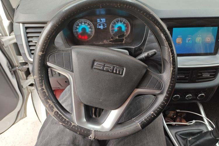 Used Jinbei Gold Hiace M Classic 2022 1.5L Travel Lion Passenger Van 6 Seats Steering Wheel