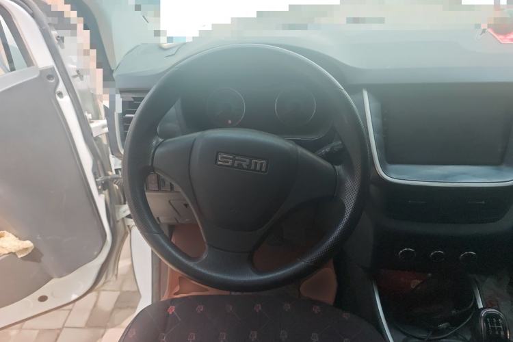 Used Jinbei Gold Hiace M Classic 2022 1.5L Travel Lion Passenger Vehicle 5 Seats Steering Wheel
