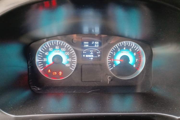 Used Jinbei Gold Hiace M Classic 2023 1.5L Engineering Lion Passenger Vehicle 5/6/7 Seats Instrument Cluster