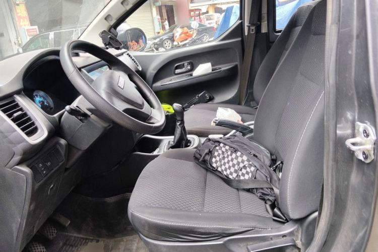 Used Jinbei Gold Hiace M Classic 2023 1.5L Engineering Lion Passenger Vehicle 5/6/7 Seats Left Front Seat