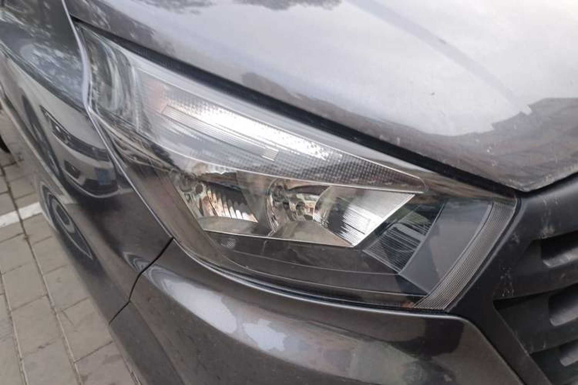 Used Jinbei Gold Hiace M Classic 2023 1.5L Engineering Lion Passenger Vehicle 5/6/7 Seats Right Front Headlight