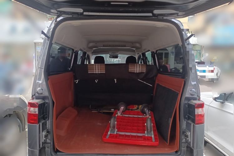 Used Jinbei Gold Hiace M Classic 2023 1.5L Engineering Lion Passenger Vehicle 5/6/7 Seats Trunk