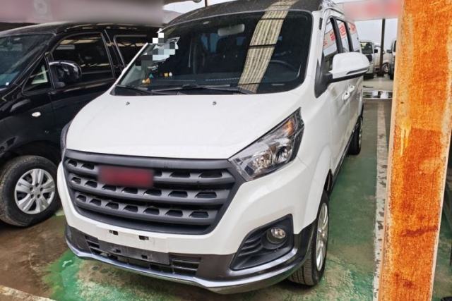 Used Jinbei Gold Hiace M Classic 2023 1.5L Travel Lion Passenger Vehicle 5/6/7 Seats