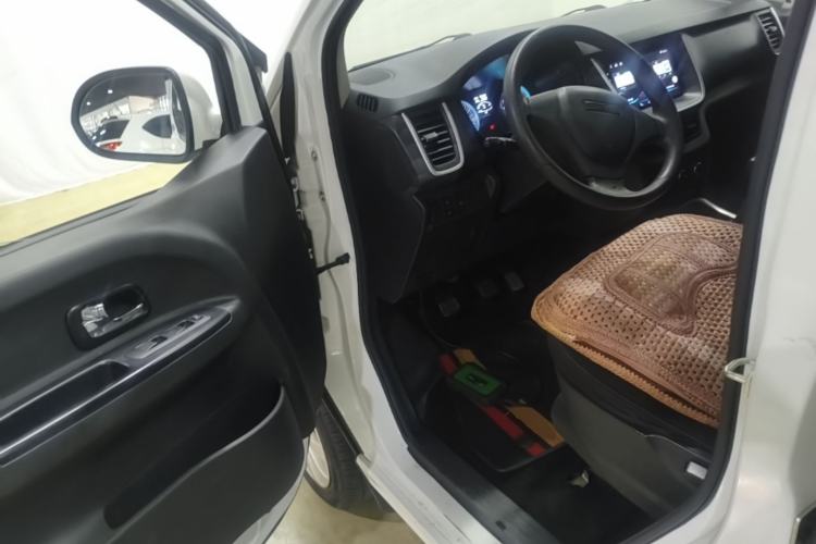 Used Jinbei Gold Hiace M Classic 2023 1.6L Engineering Lion Van 2 Seats Driver Seat