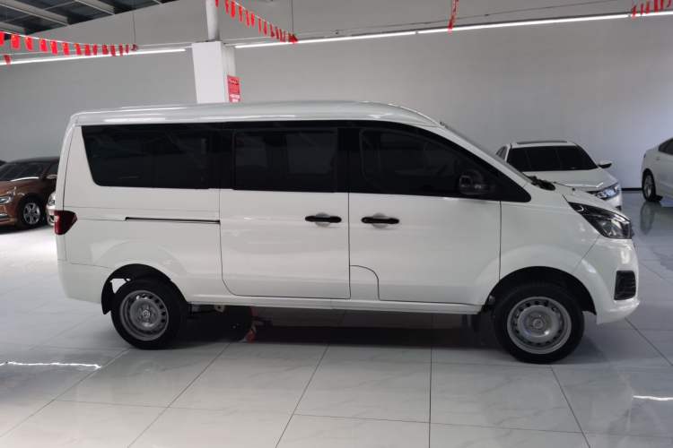 Used Jinbei Gold Hiace M Classic 2023 1.5L Engineering Lion Passenger Vehicle 5/6/7 Seats Exterior 2