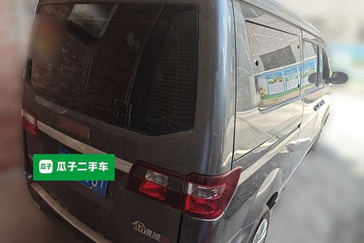 Used Jinbei Gold Hiace M Classic 2023 1.5L Travel Lion Passenger Vehicle 5/6/7 Seats Exterior 5