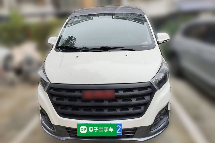 Used Jinbei Gold Hiace M Classic 2023 Panda Edition 1.5L Travel Lion Passenger Van 5/6/7 Seats Front