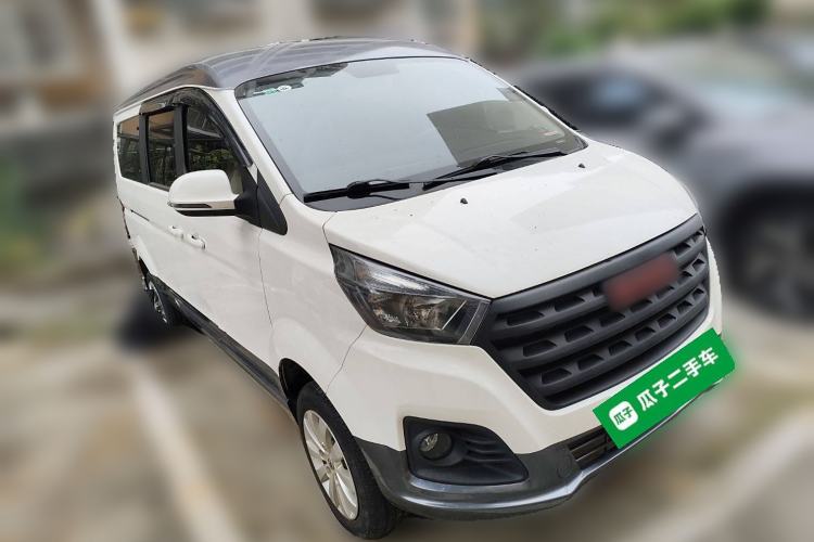 Used Jinbei Gold Hiace M Classic 2023 Panda Edition 1.5L Travel Lion Passenger Van 5/6/7 Seats Front Right 45 Deg