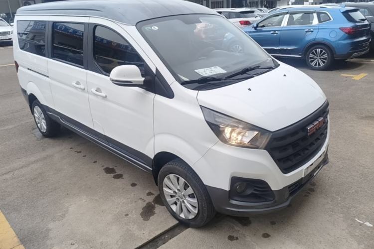 Used Jinbei Gold Hiace M Classic 2023 1.5L Travel Lion Passenger Vehicle 5/6/7 Seats Front Right 45 Deg