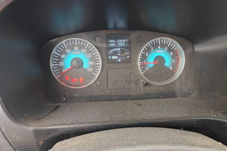 Used Jinbei Gold Hiace M Classic 2023 1.5L Engineering Lion Passenger Vehicle 5/6/7 Seats Instrument Cluster