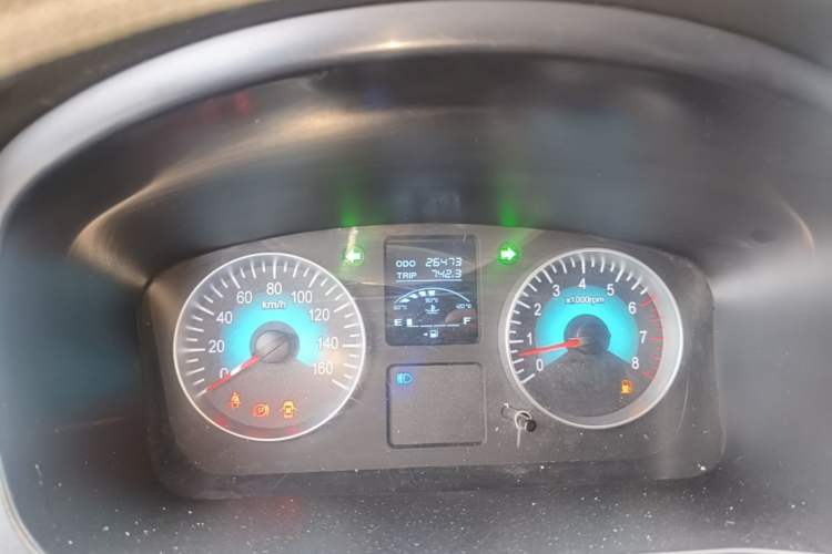 Used Jinbei Gold Hiace M Classic 2023 1.5L Travel Lion Passenger Vehicle 5/6/7 Seats Instrument Cluster