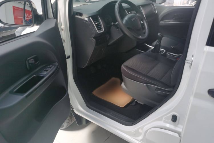 Used Jinbei Gold Hiace M Classic 2023 1.5L Engineering Lion Passenger Vehicle 5/6/7 Seats Left Front Seat