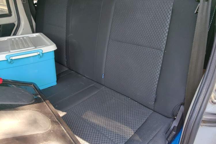 Used Jinbei Gold Hiace M Classic 2023 1.5L Engineering Lion Passenger Vehicle 5/6/7 Seats Left Rear Seat