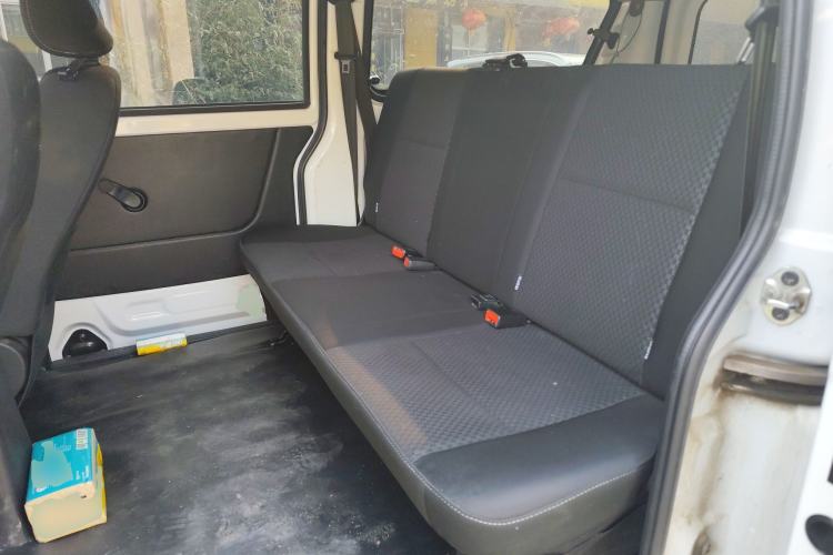 Used Jinbei Gold Hiace M Classic 2023 1.5L Engineering Lion Passenger Vehicle 5/6/7 Seats Left Rear Seat