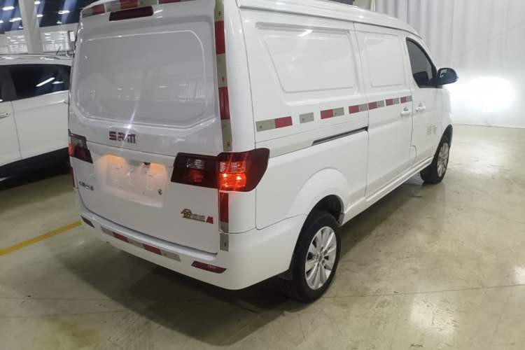 Used Jinbei Gold Hiace M Classic 2023 1.6L Engineering Lion Van 2 Seats Rear Right 45 Deg