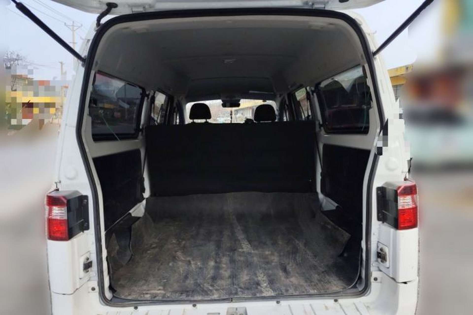Used Jinbei Gold Hiace M Classic 2023 1.5L Engineering Lion Passenger Vehicle 5/6/7 Seats Trunk