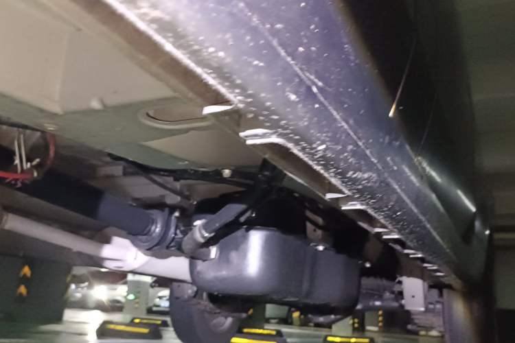 Used Jinbei Gold Hiace M Classic  Chassis Front Left