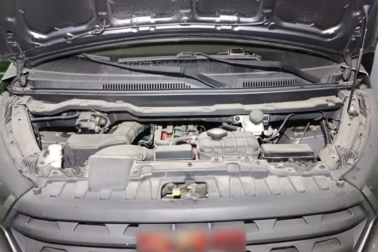 Used Jinbei Gold Hiace M Classic  Engine Bay