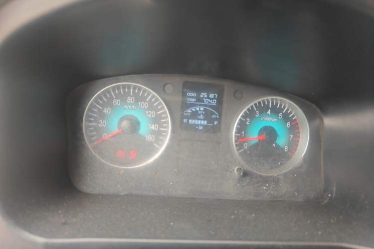 Used Jinbei Gold Hiace M Classic 2024 1.5L Travel Lion Passenger Van 6 Seats Instrument Cluster