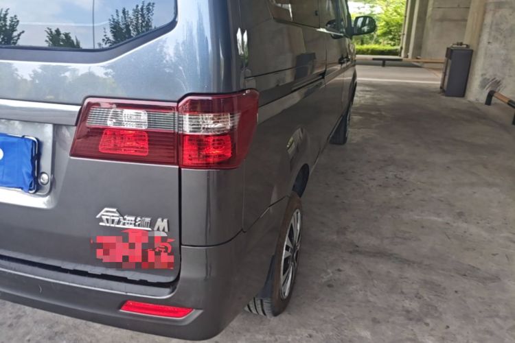Used Jinbei Gold Hiace M Classic 2024 1.5L Engineering Lion Passenger Van 7 Seats Right Rear Taillight
