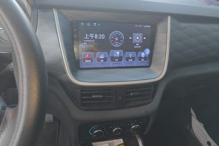 Used Jinbei Gold Hiace M Classic  Audio And AC Panel