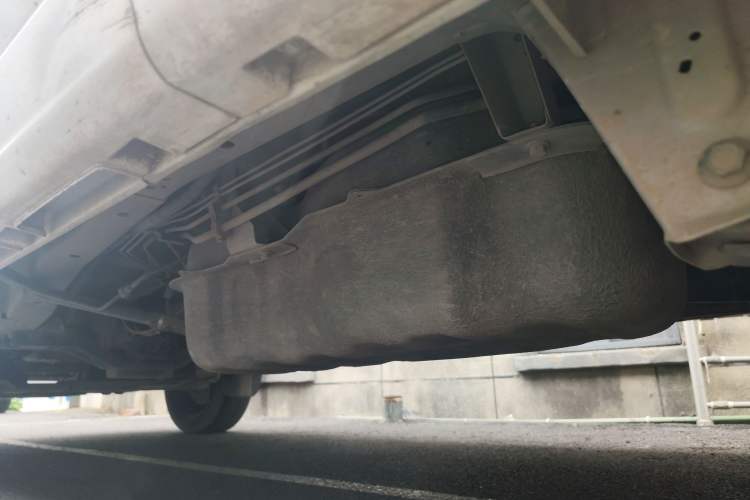 Used Jinbei Gold Hiace M Classic 2024 1.6L Travel Lion Van 2-Seater Chassis Rear Left