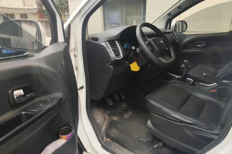 Used Jinbei Gold Hiace M Classic 2024 1.6L Travel Lion Van 2-Seater Driver Seat