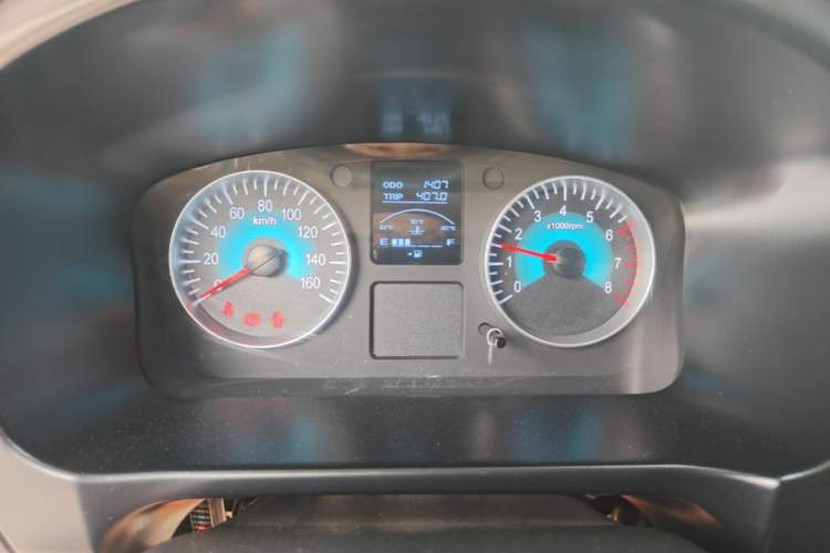 Used Jinbei Gold Hiace M Classic 2024 1.5L Travel Lion Passenger Van 7 Seats Instrument Cluster