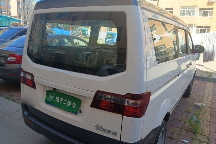 Used Jinbei Gold Hiace M Classic 2024 1.5L Engineering Lion Passenger Van 7 Seats Rear Right 45 Deg