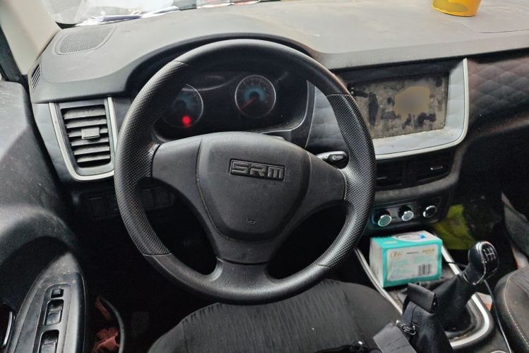 Used Jinbei Gold Hiace M Classic 2024 1.5L Engineering Lion Passenger Van 7 Seats Steering Wheel
