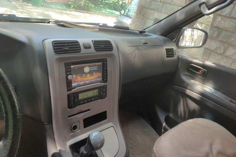Used Jinbei Grace 2008 2.4L Zunling Standard (Long Wheelbase) 9-Seater 4RB2 Audio And AC Panel