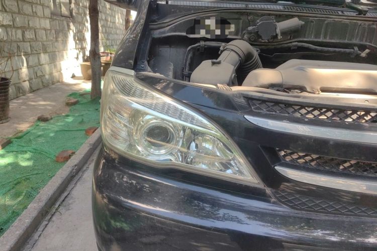 Used Jinbei Grace 2008 2.4L Zunling Standard (Long Wheelbase) 9-Seater 4RB2 Right Front Headlight