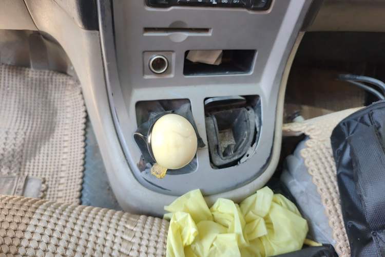 Used Jinbei Grace 2008 2.0L Zhi Ling Standard Version (Short Wheelbase) 4G20D4L Gear Lever