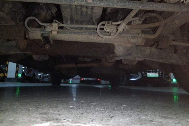 Used Jinbei Grace 2008 2.0L Zhi Ling Standard Version (Short Wheelbase) 4G20D4L Chassis Front